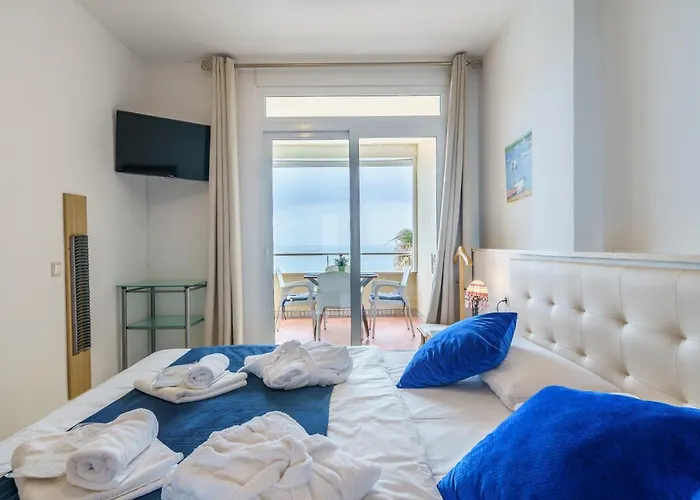 Fantastic Views , On The Beach Best Location In Torremolinos