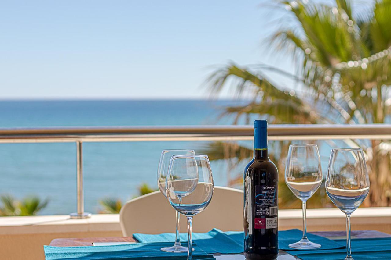 Fantastic Views , On The Location In Apartament Torremolinos