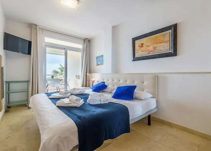 Fantastic Views , On The Beach Best Location In Torremolinos